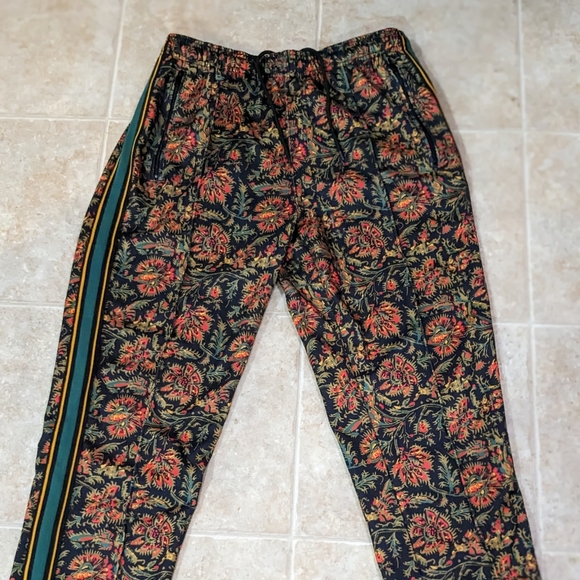 Floral nicely fitted pants - Picture 3 of 3